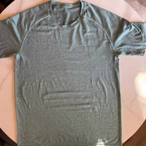 Lululemon Metal Vent Tech Short Sleeve Shirt Men’s estimated Medium